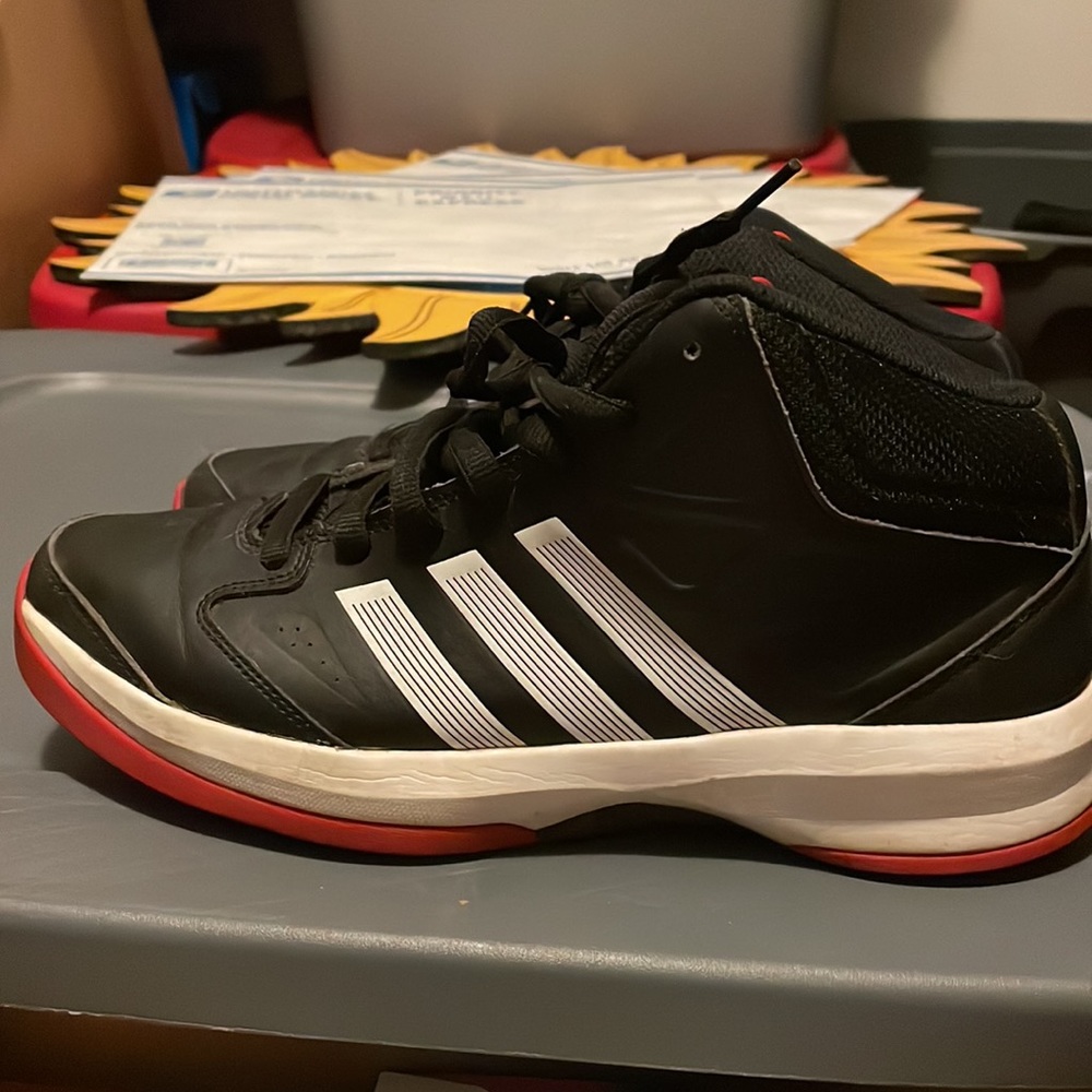 Adidas 8 1/2 - Picture 3 of 7